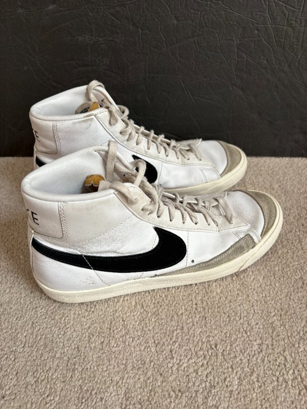 Nike Blazer Mid Women's Sneakers Size 11 CZ1055-100 Black White